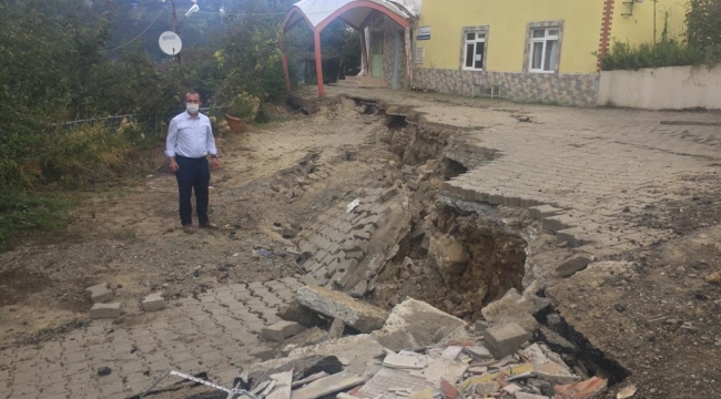 Başkan Vekili Çakmak, Giresun'un afet bölgesinde incelemelerde bulundu