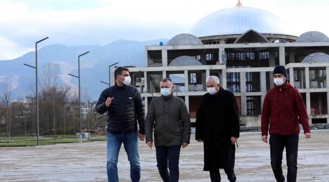 Büyükakın, çalışmaları yerinde inceliyor