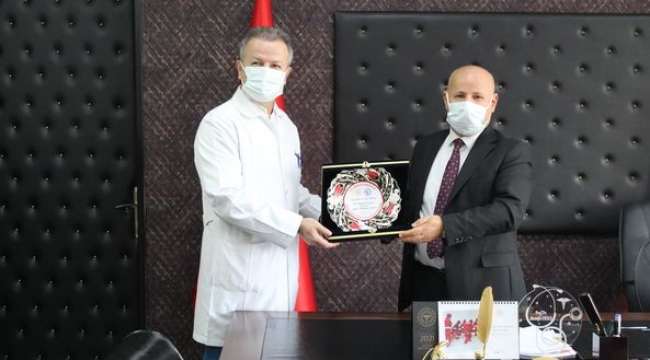 Darıca Farabi'de bir doktor daha profesörlük unvanı aldı
