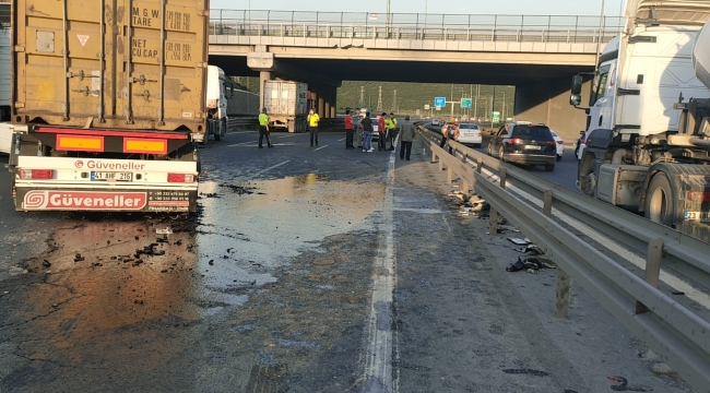  Arıza yapan TIR'a arkadan çarptı: 1 yaralı