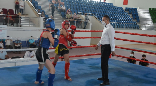 Türkiye Muaythai Şampiyonası Darıca'da başladı