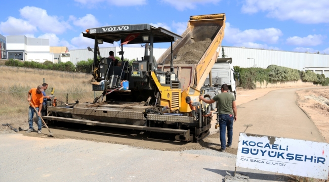 Çayırova Şekerpınar'da yol konforu arttırılıyor