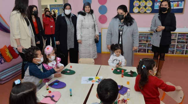 Bayan Yavuz, gününü Çayırova'ya ayırdı