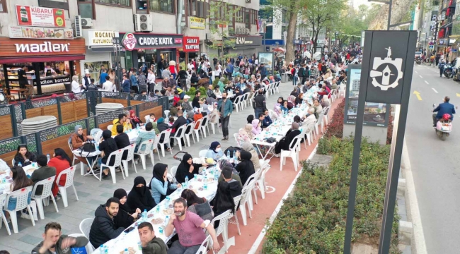 Büyükşehir'den 11 bin kişilik iftar!