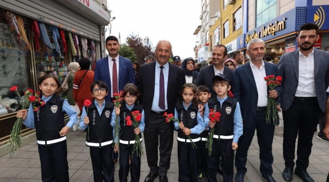 Başkan Büyükgöz Minik Zabıtalarla Denetim Turunda