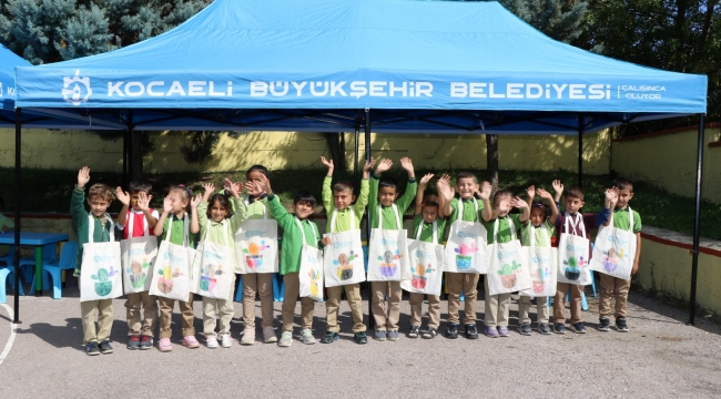 "Çık dışarı oy-na-ya-lım!" köy okullarında