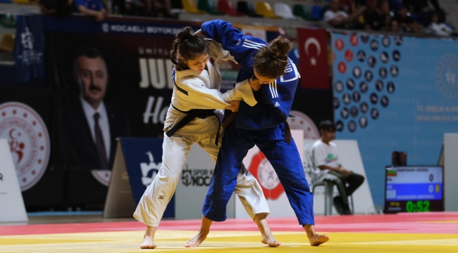 Kocaeli'de judo heyecanı başladı