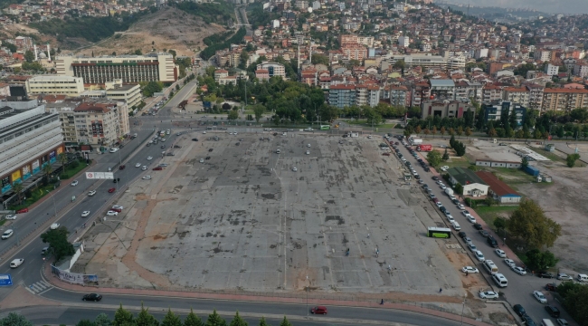 Milli İrade Meydanı'nda çalışmalar başlıyor, otopark kapandı