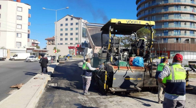 Büyükşehir aynı anda 500 noktada üstyapı çalışması yapıyor