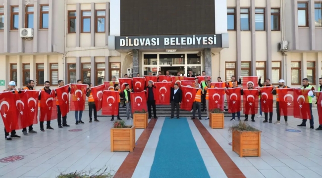 Dilovası, Türk Bayrakları ile donatıldı