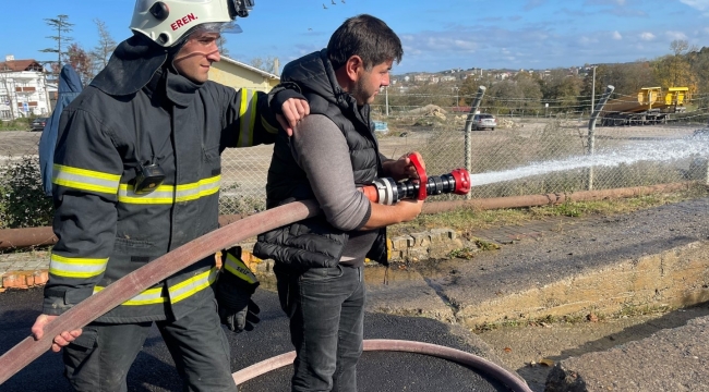 Büyükşehir'in gönüllü itfaiyecileri hazır kıta