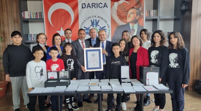 Darıcalı öğrenciler, Öğretmenler Günü'nde dünya rekoru kırdı