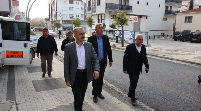 Gaziler Caddesi'nin asfaltı yenileniyor