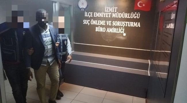 Kamerun'dan geldi, Kocaeli'de vatandaşı dolandırdı