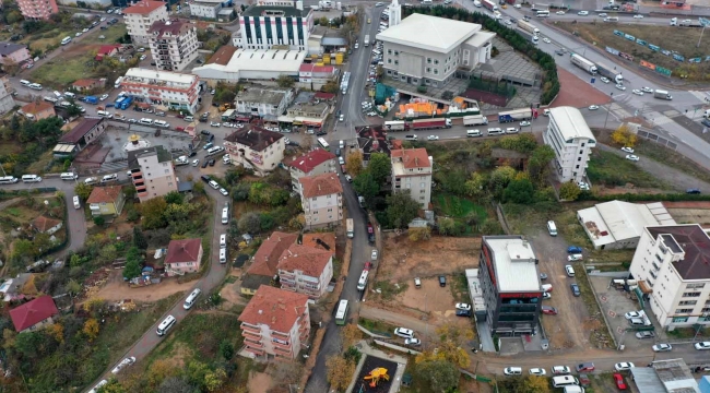 Çayırova'da caddelerin çehresi değişiyor