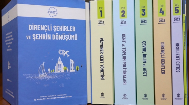 Büyükşehir, 4. Kartepe Zirvesi'ni kitaplaştırdı