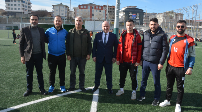 Darıcaspor, sporu sevdirme temalı bir panel düzenledi