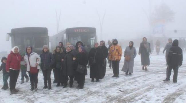 Kartepe, beyaza büründü