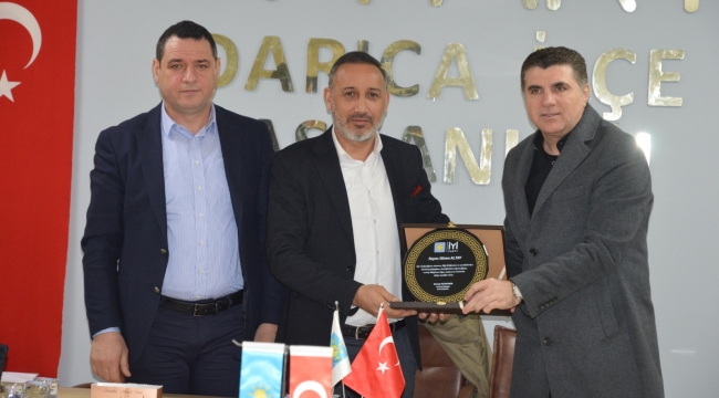 İYİ Parti Darıca'da başkan Gencay Yıldıztekin