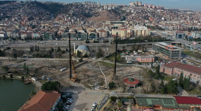 İzmit Millet Bahçesinde çalışma devam ediyor