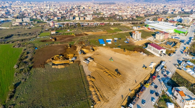 Kocaeli Büyükşehir ile AFAD'dan Hatay Defne'ye çadır kent