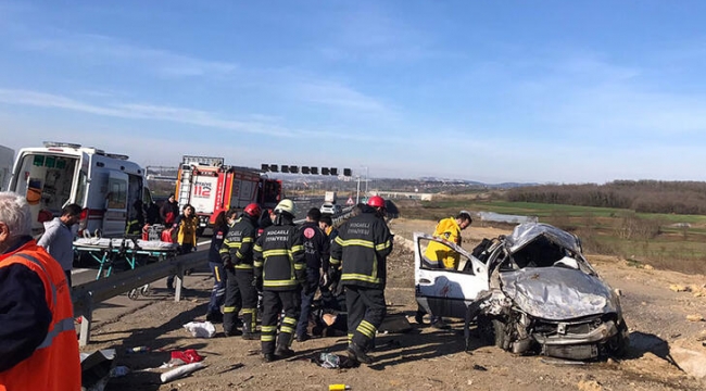 Yardıma gittikleri deprem bölgesinden dönüşte kaza: 2 ölü, 3 yaralı