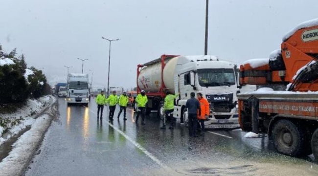 Yola dökülen yağ kazaya neden oldu