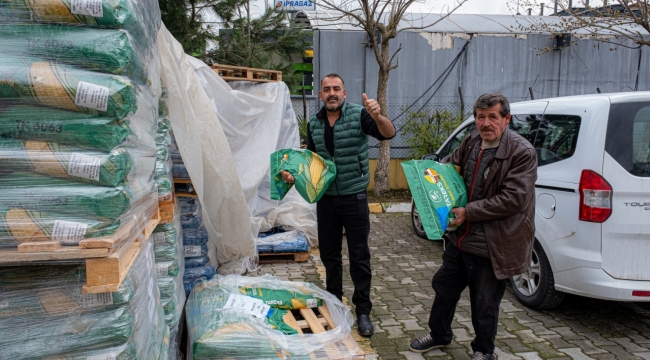 Büyükşehir, çiftçilere tohum dağıtımına başladı