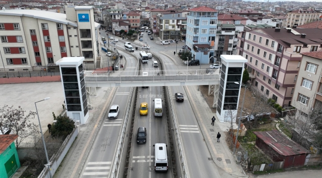 Darıca Okul Yolu Caddesi'ndeki üst geçit tamamlandı