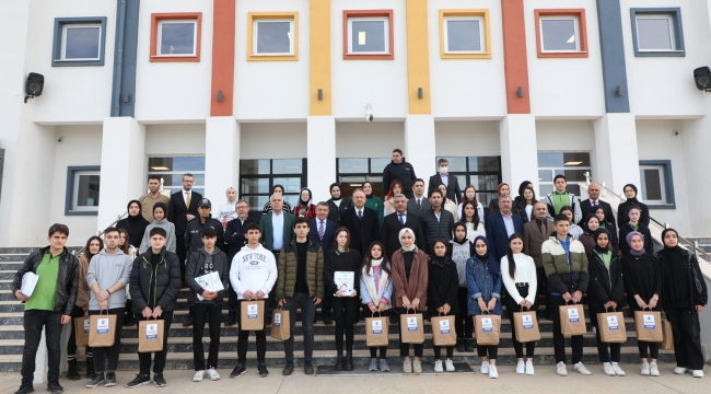 Dilovası Belediyesi'nden öğrencilere YKS ücreti desteği 