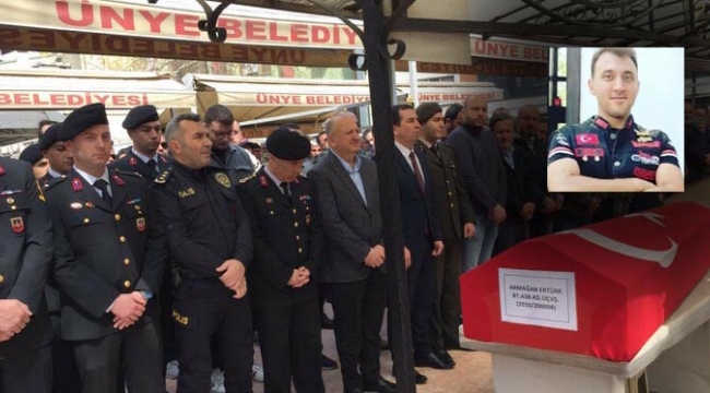 Kocaeli'nde kalp krizi geçiren astsubay toprağa verildi