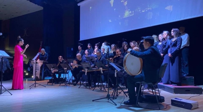 İskoliye Sanat Akademisi Türk Sanat Müziği Korosu'ndan harika konser