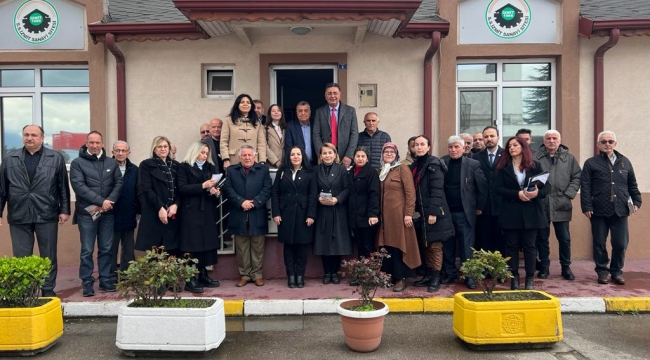 İYİ Parti Kocaeli Milletvekili Adayı Şanbaz Yıldız, sanayi sitelerini ziyaret ediyor