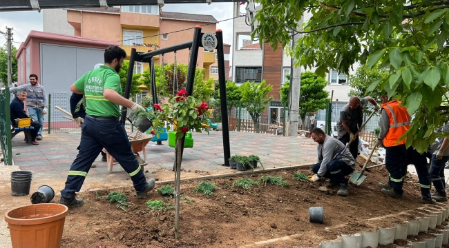 Gebze Belediyesi ekiplerinden 3 günde park imalatı 