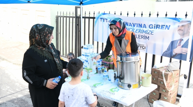 Çayırova'da YKS'ye giren öğrenciler ve velileri yalnız değil