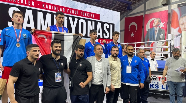 Kağıtsporlu boksörlerden 3 bronz madalya