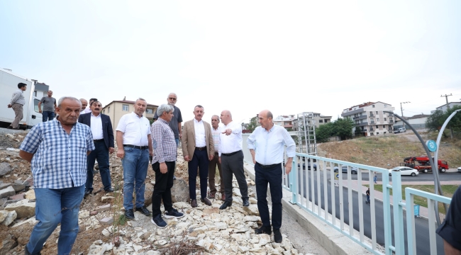 Büyükakın, Darıca'da devam eden iki yeni üst geçit projesini inceledi