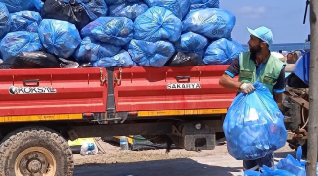 Darıca ve Kandıra sahillerinden tam 70 ton çöp toplandı