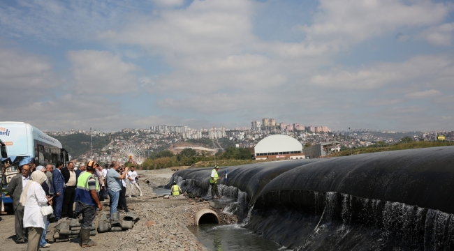 Kocaeli'deki 81 il derneği başkanı dipten dirilişi yerinde inceledi