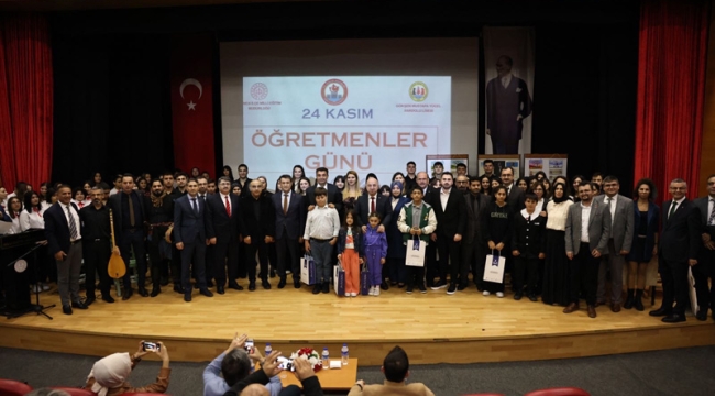 Darıca'da öğretmenlere özel kutlama