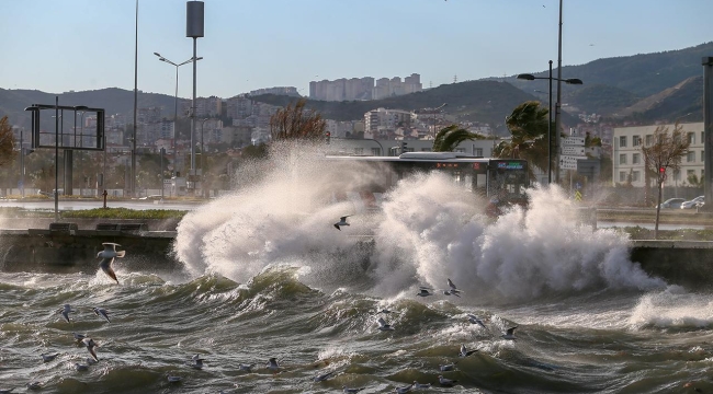 Valilikten açıklama: Denizlerimizde (Marmara) fırtına bekleniyor!