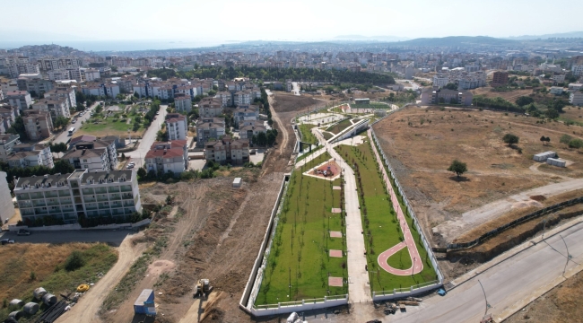 Çayırova Millet Bahçesi'nin çevre yolları asfaltlanıyor