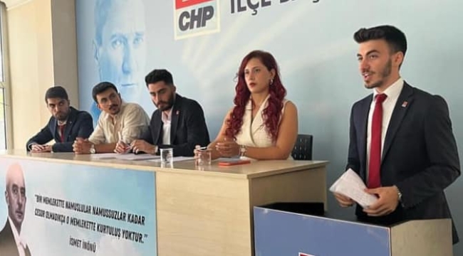 CHP Darıca İlçe Gençlik Kolları Başkanı yeniden Eren Korkmaz oldu