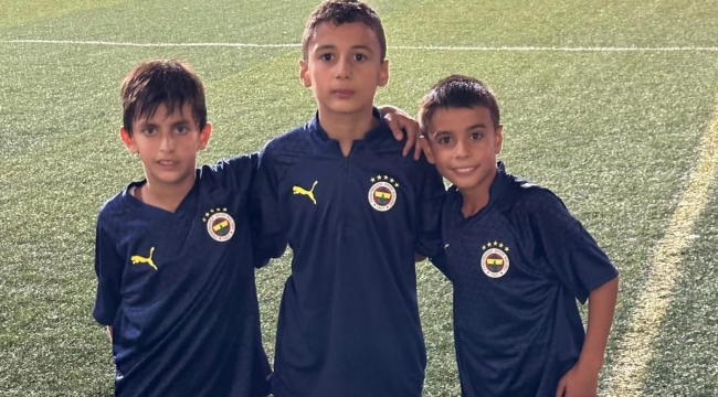 Darıcalı 3 minik futbolcu, Fenerbahçe'de idmanlara başladı