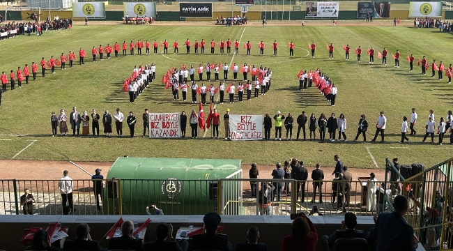 Darıca'da Cumhuriyet'in 101. yılına coşkulu kutlama