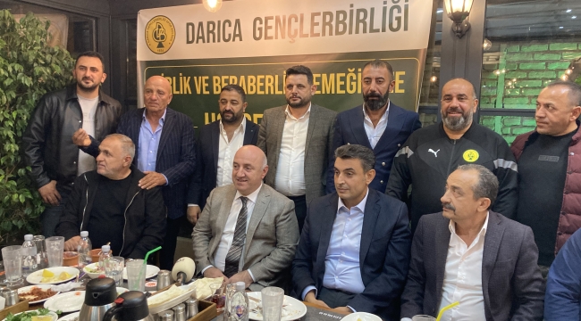 Darıca Gençlerbirliği birlik ve beraberlik yemeğinde buluştu