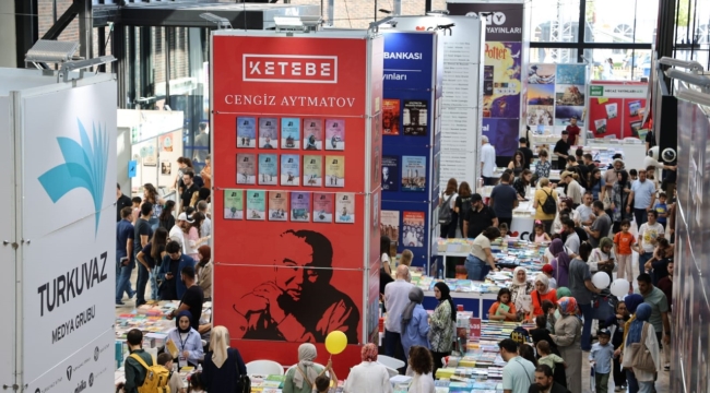 Türkiye'nin en büyük kitap fuarı kapılarını açtı