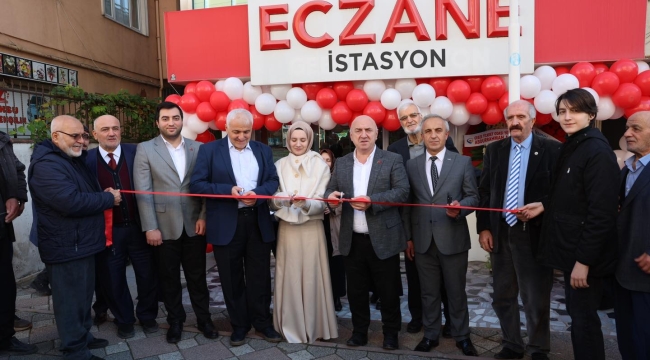 İstasyon Eczanesi hizmete açıldı 