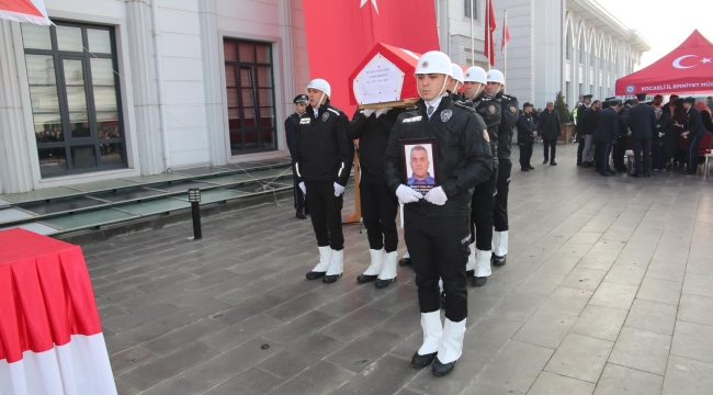 Vali Aktaş, Polis Memuru Bülent Topaloğlu'nun cenaze törenine katıldı