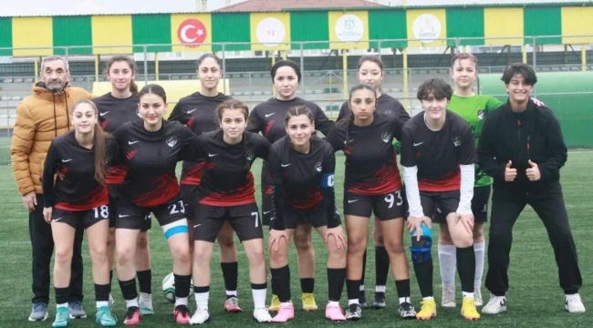 Darıca'da bir ilk! Darıca Birlikspor kadın futbol takımı 3.Lig'de yarışacak!